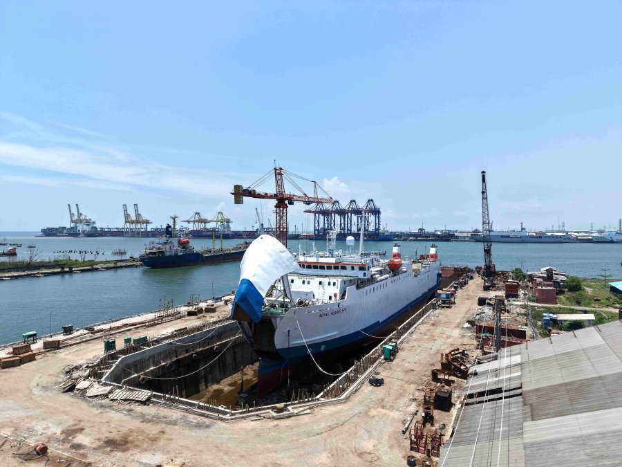Motor Vessel